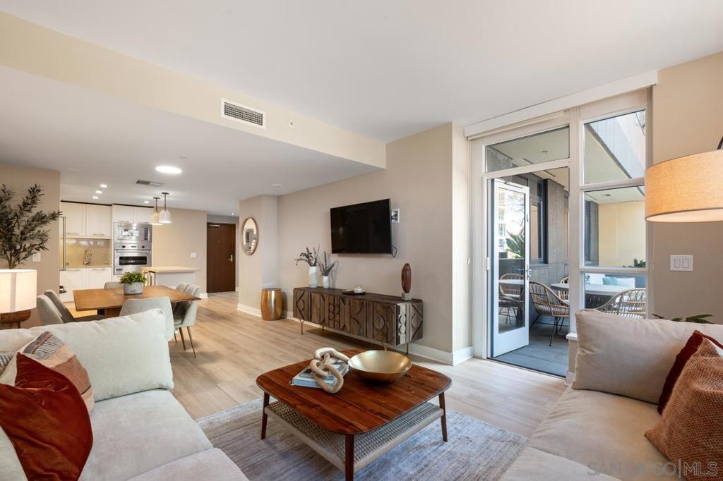 1325 Pacific Hwy - photo 2