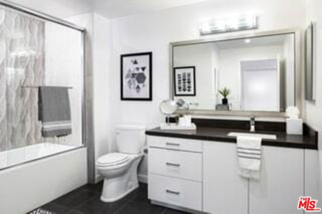 Virtually staged model home ph