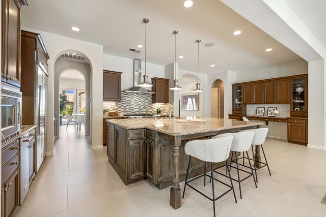 50831 Cereza, La Quinta CA: https://media.crmls.org/mediaz/79d573f4-a2cd-4c86-af18-bba0d4a994c6.jpg
