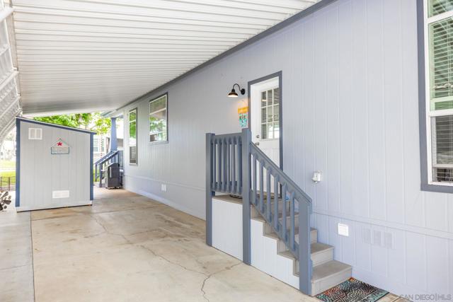 7313 Santa Barbara St, Carlsbad CA: https://media.crmls.org/mediaz/79d5cb9c-bb03-4a9a-a7fe-aa2b444e8dba.jpg