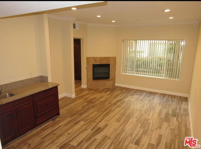 422 South Lake Street photo 6