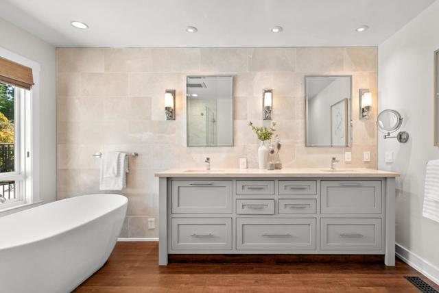 247 Marchmont Drive, Los Gatos CA: https://media.crmls.org/mediaz/79d68862-0b9c-4b13-a9e6-7f3f24e5fe7b.jpg