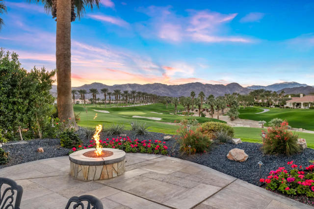 50605 Verano Drive, La Quinta CA: https://media.crmls.org/mediaz/79d6c56d-0fab-4b1d-a98d-ac16a1a373e2.jpg