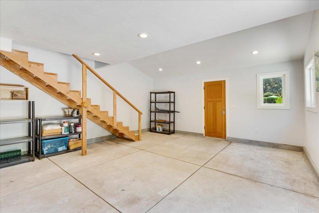 21400 Tierra Grande Court, San Jose CA: https://media.crmls.org/mediaz/79d6e87a-56af-49e1-bd29-65cf09451e21.jpg