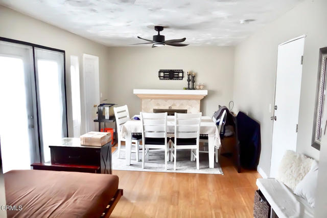 2101 Sweetland Street, Oxnard CA: https://media.crmls.org/mediaz/79d763ac-f7eb-4740-b384-998c57eb1f69.jpg