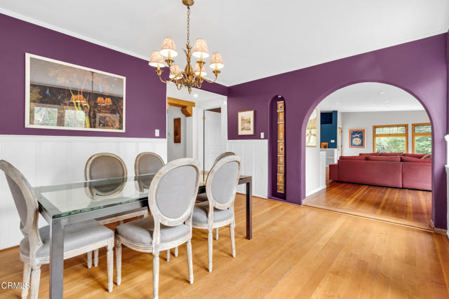 1602 Golf Club Drive, Glendale CA: https://media.crmls.org/mediaz/79d79e00-1b14-4e81-8765-cba9c202b21c.jpg