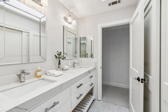 1617 Campesino Ct., Alamo CA: https://media.crmls.org/mediaz/79d7d780-c865-4464-a45b-0e4b4d4bd580.jpg