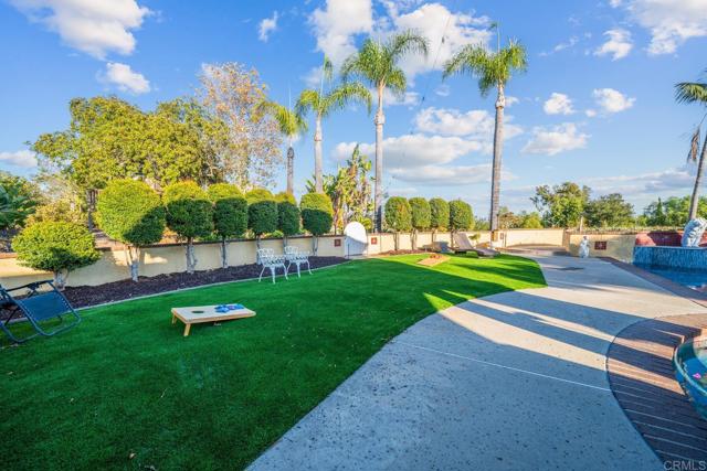 Detail Gallery Image 43 of 70 For 817 Tumbleweed Ln, Fallbrook,  CA 92028 - 4 Beds | 3 Baths