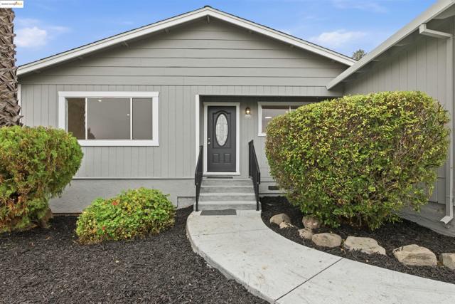 3640 Sun View Terrace, Concord CA: https://media.crmls.org/mediaz/79d8e7b8-eabf-413a-8a29-8d055ff26b57.jpg