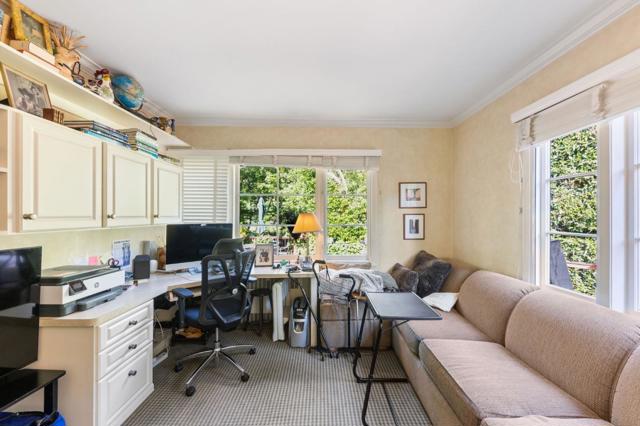 2155 Geri Lane, Hillsborough CA: https://media.crmls.org/mediaz/79da2d86-db72-4c6a-a7c7-4ee10d6892fd.jpg