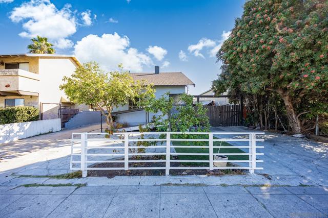 Image 2 of 32 For 3833 42nd St