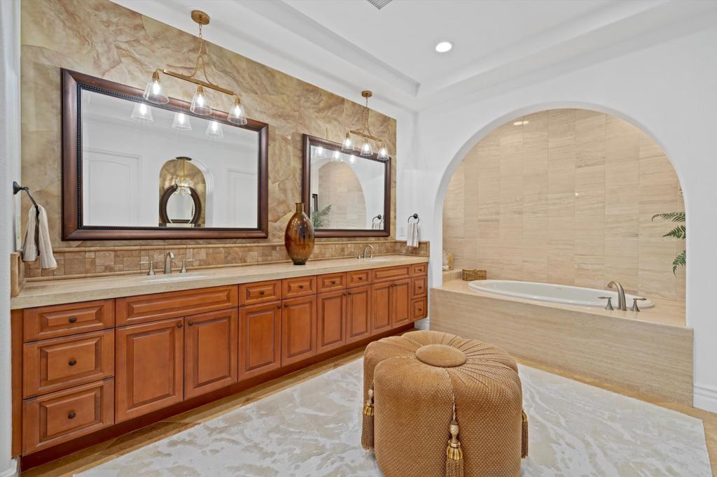 MLS #219138516DA image #30