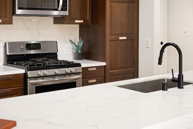 4158 Seri Street, San Diego CA: https://media.crmls.org/mediaz/79ddcc91-9d0b-45a7-8188-e538d4ac06d9.jpg