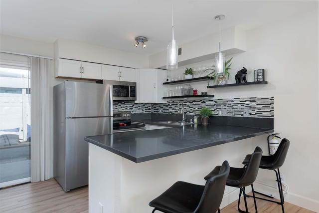 760 E Cottonwood Road, Palm Springs CA: https://media.crmls.org/mediaz/79df46d9-fd6d-41f4-967e-f5e0f9199970.jpg