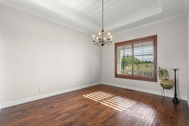 2380 Sunflower Circle, Gilroy CA: https://media.crmls.org/mediaz/79df6ebe-fd6a-494f-9584-1b0ea94c0be9.jpg