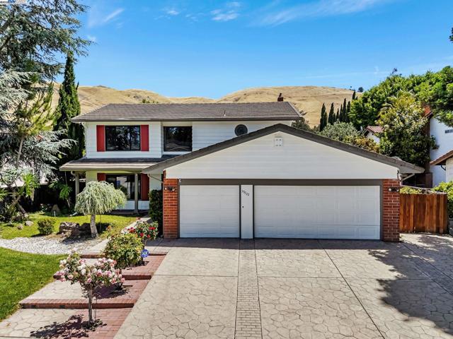 39622 Benavente Ave, Fremont CA: https://media.crmls.org/mediaz/79e0acdd-6028-419f-ac54-56c2e8ed0287.jpg