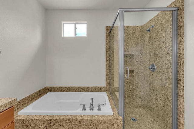 Image 39 of 53 For 402 Calle Traditions  14