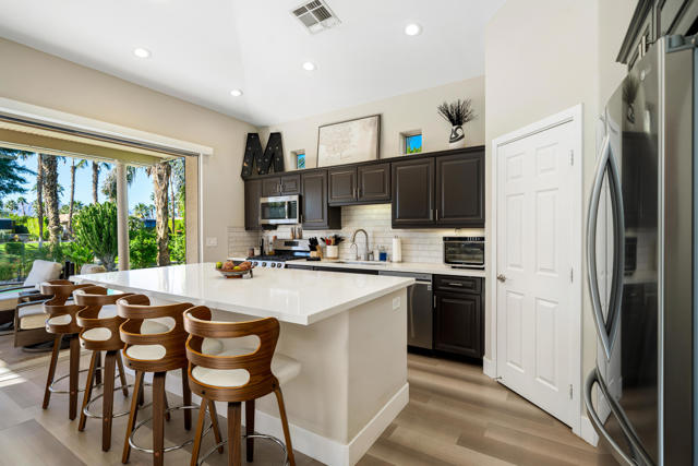 48170 Hjorth Street, Indio CA: https://media.crmls.org/mediaz/79e237c8-a491-4414-9052-f48a3893ca4d.jpg