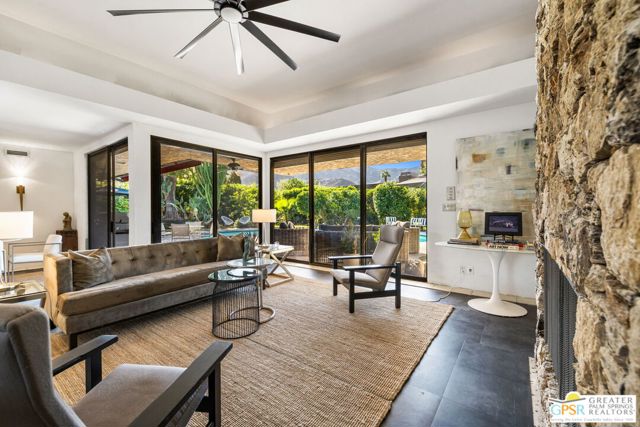 40675 E Thunderbird Terrace, Rancho Mirage CA: https://media.crmls.org/mediaz/79e23b2b-f33a-4c26-9a90-aa6966dc4662.jpg