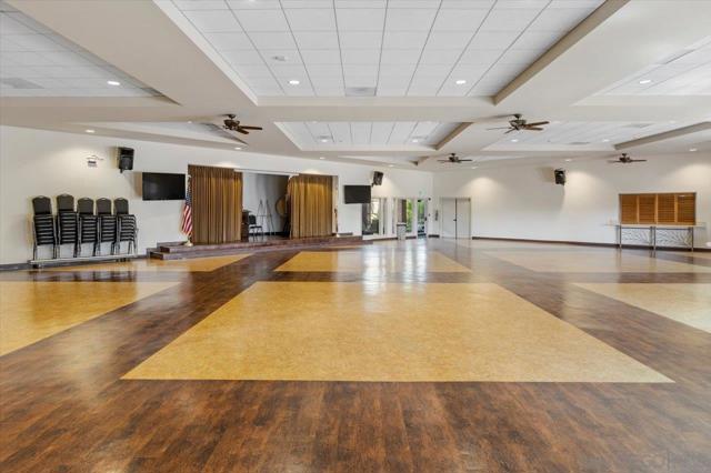 7226 San Bartolo Street, Carlsbad CA: https://media.crmls.org/mediaz/79e3e38f-7f7f-4a1c-8e8b-ce0440ae6401.jpg