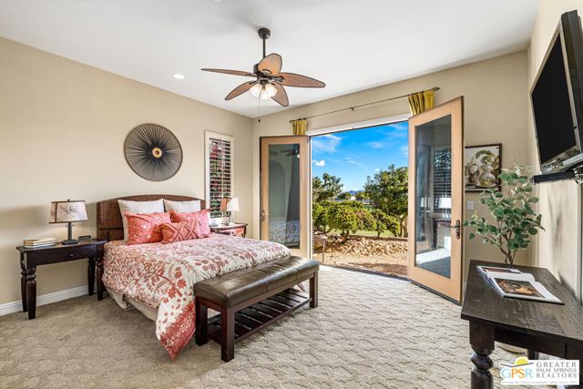 4284 Arcada Street, Palm Springs CA: https://media.crmls.org/mediaz/79e42f9b-c437-4f71-921b-52dba750c1d7.jpg