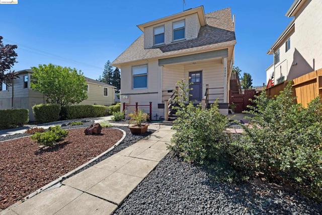 2469 Coolidge Ave, Oakland, California 94601, ,Multi-Family,For Sale,Coolidge Ave,41076069