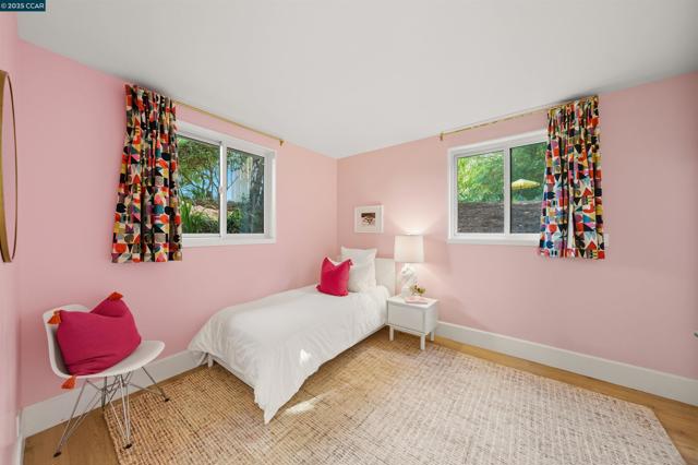 4161 Coralee Ln, Lafayette CA: https://media.crmls.org/mediaz/79e573f1-9406-42a5-a373-71935ac65253.jpg