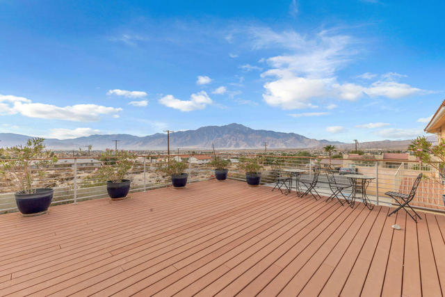 12622 Miracle Hill Road, Desert Hot Springs CA: https://media.crmls.org/mediaz/79e5a0cf-73fa-4ff9-a411-84001ac07f4c.jpg