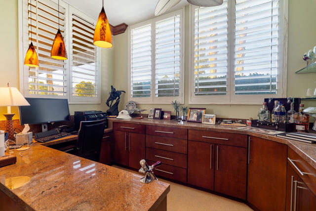 47212 Marrakesh Drive, Palm Desert CA: https://media.crmls.org/mediaz/79e5f860-cac7-47e9-8031-f690a40e4923.jpg