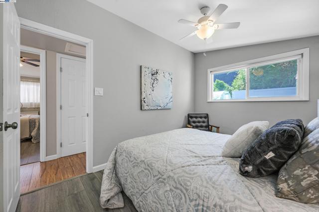 Image 23 of 52 For 2038 Boca Raton St