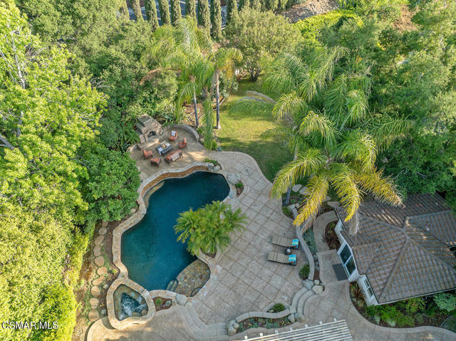 758 Camino Dos Rios, Thousand Oaks CA: https://media.crmls.org/mediaz/79e6bbd4-b773-4fc3-8e2c-634e0026151b.jpg