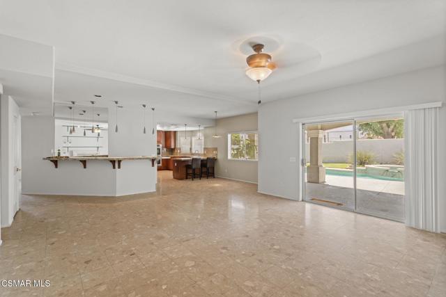 41985 Hemingway Court, Palm Desert CA: https://media.crmls.org/mediaz/79e715c6-d389-496c-88fb-8e7c30e575e6.jpg