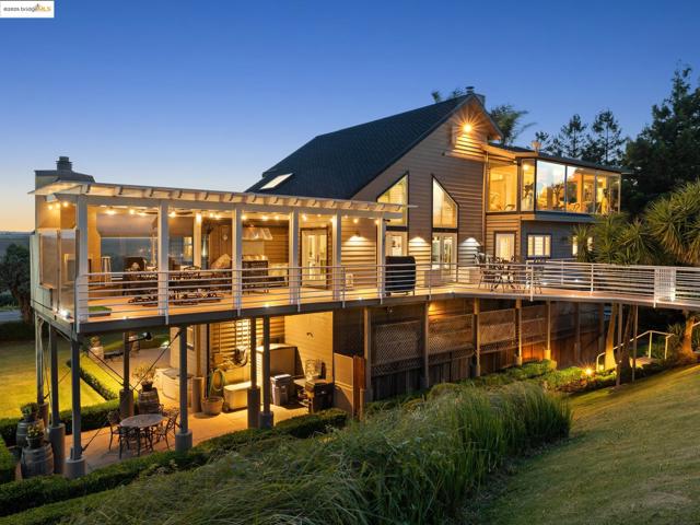 17035 TERMINOUS RD, Isleton CA: https://media.crmls.org/mediaz/79e82fd5-4eb4-4089-ae7e-09c627ae2669.jpg