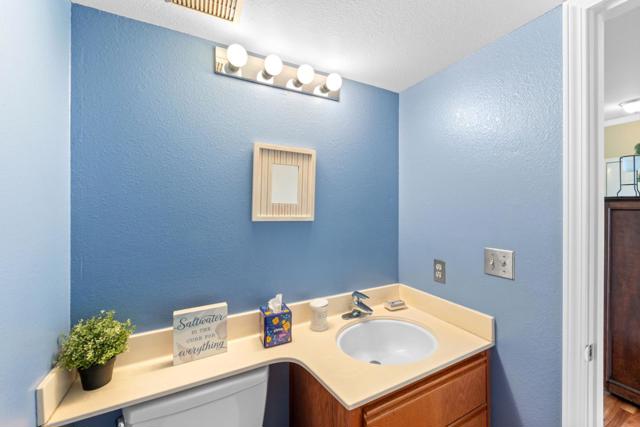 323 Green Ridge Drive, Daly City CA: https://media.crmls.org/mediaz/79e87a70-8386-4bf2-896c-20bd6fd6d625.jpg