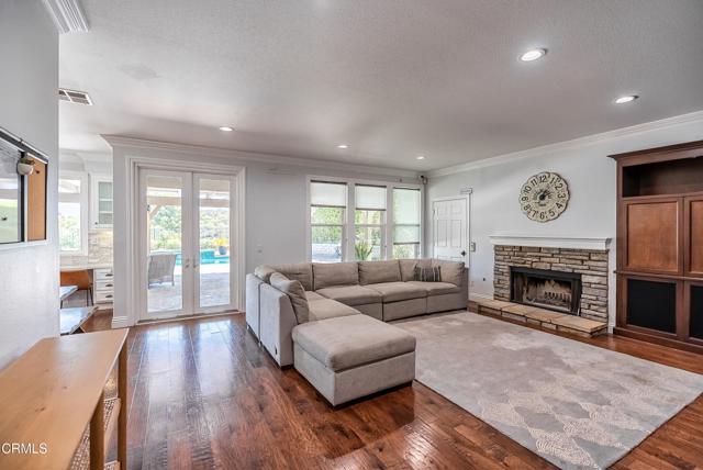 4414 Paseo Santa Rosa, Newbury Park CA: https://media.crmls.org/mediaz/79e89c8e-d497-4add-bb31-2bc59c738183.jpg