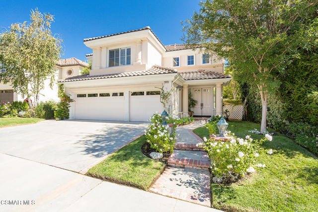 1034 Lambourne Place, Oak Park CA: https://media.crmls.org/mediaz/79e92adb-d4b2-4067-833e-defb3f7dbf8d.jpg