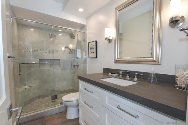 1710 Avenida Del Mundo, Coronado CA: https://media.crmls.org/mediaz/79ea2c2f-cd86-479e-959a-b160e6b9b96a.jpg