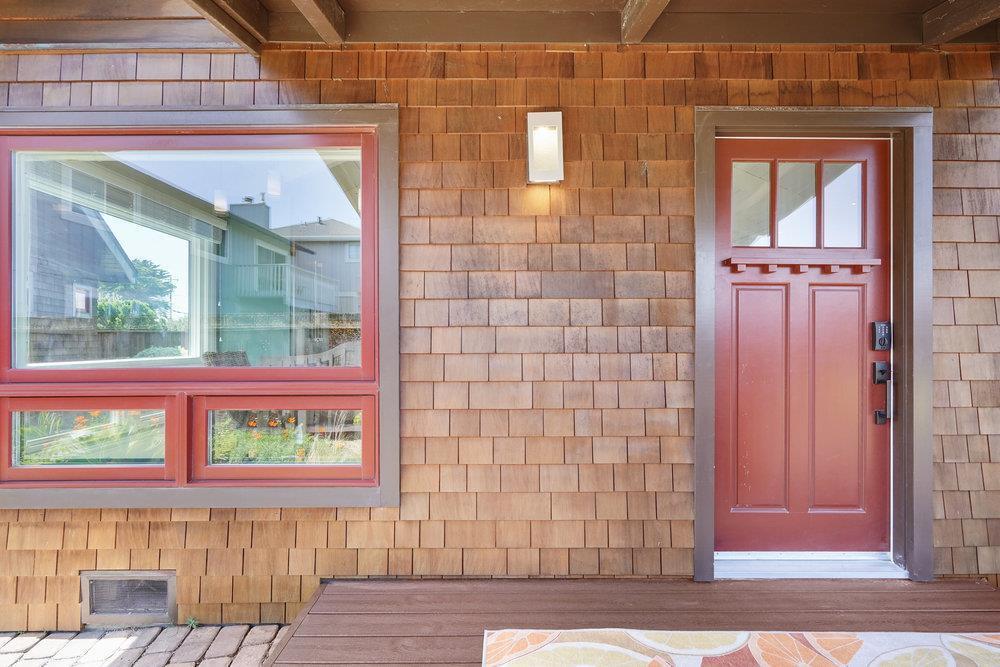 137 Kelly Avenue, Half Moon Bay CA: https://media.crmls.org/mediaz/79ea7ca8-a17a-44af-883c-ac54faf74271