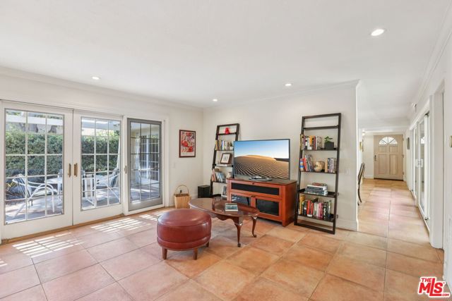 4400 Yorkfield Court photo 8