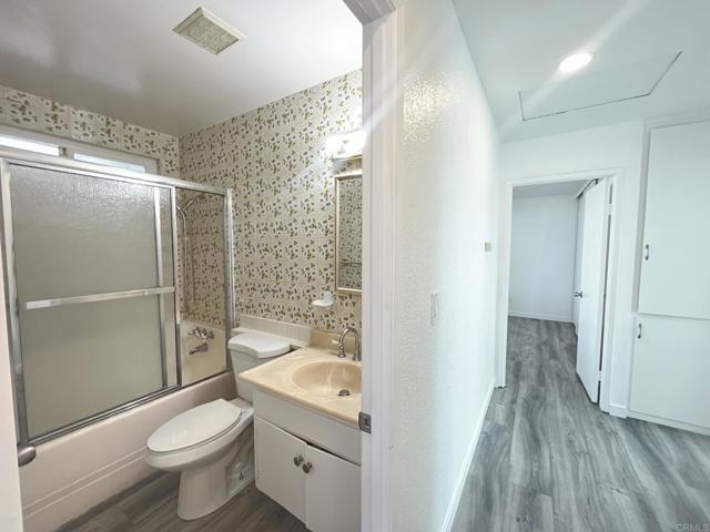 127 AVE DE LA MADRID, San Diego CA: https://media.crmls.org/mediaz/79ead670-0f42-4de9-b3e5-12e16b35d4f1.jpg