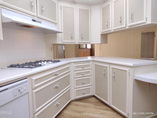 Detail Gallery Image 7 of 49 For 182 Rancho Adolfo Dr #83,  Camarillo,  CA 93012 - 2 Beds | 2 Baths