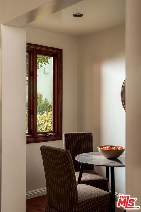 2064 Ames Street, Los Angeles CA: https://media.crmls.org/mediaz/79eb9069-b0e7-48b6-b21e-e71462b38132.jpg