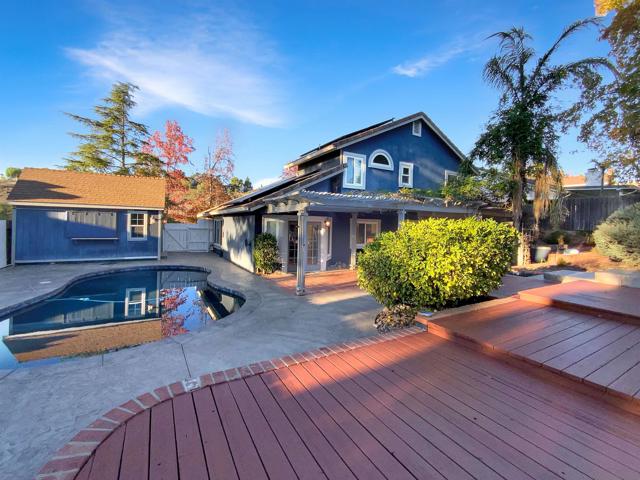 23459 Barona Mesa Rd, Ramona CA: https://media.crmls.org/mediaz/79ed2428-dc44-47af-bf52-da827faa54ef.jpg