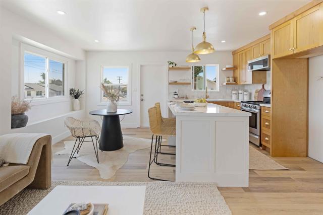2750 Landscape Drive, San Diego CA: https://media.crmls.org/mediaz/79ee1c53-8f8e-49af-a17d-4acda46495d2.jpg