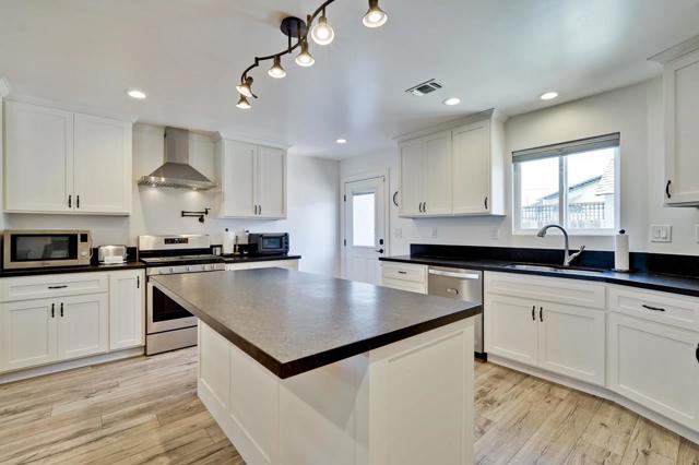 118 Cherry Avenue, South San Francisco CA: https://media.crmls.org/mediaz/79eef1e6-24ad-456b-b6b0-1b78c4dd336c.jpg