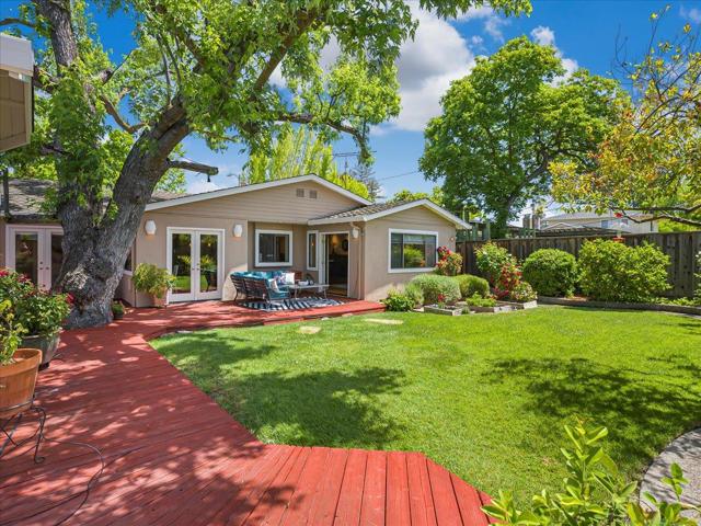 10623 Glenview Avenue, Cupertino CA: https://media.crmls.org/mediaz/79ef2afd-0ef1-4c90-aea8-e68c62cd4d7a.jpg