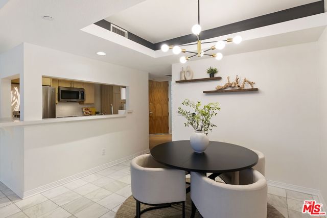 171 N Church Lane, Los Angeles CA: https://media.crmls.org/mediaz/79efdfe1-e6e5-479c-b693-e70b5c328e99.jpg