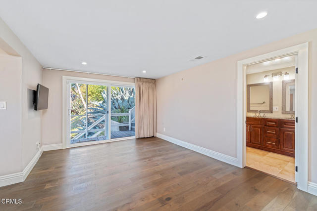 Detail Gallery Image 14 of 19 For 4507 Berenice Ave, Los Angeles,  CA 90031 - 3 Beds | 2 Baths