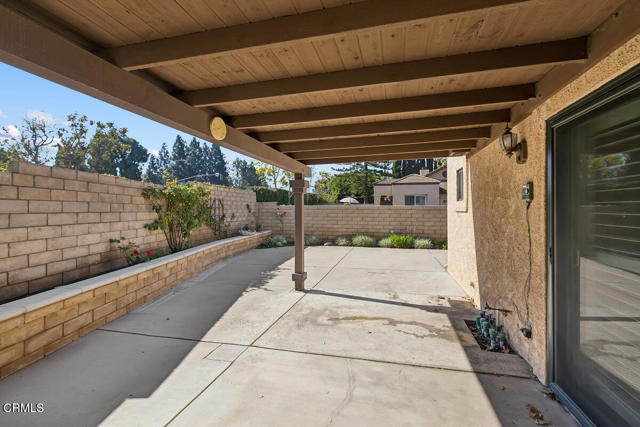 Detail Gallery Image 9 of 38 For 297 Estancia Pl, Camarillo,  CA 93012 - 2 Beds | 2 Baths