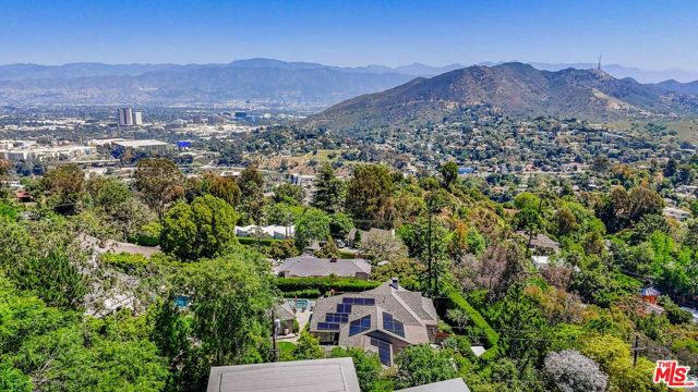 2841 Montcalm Avenue, Los Angeles CA: https://media.crmls.org/mediaz/79f07eba-d81a-42c3-9654-b0582cec7f0b.jpg
